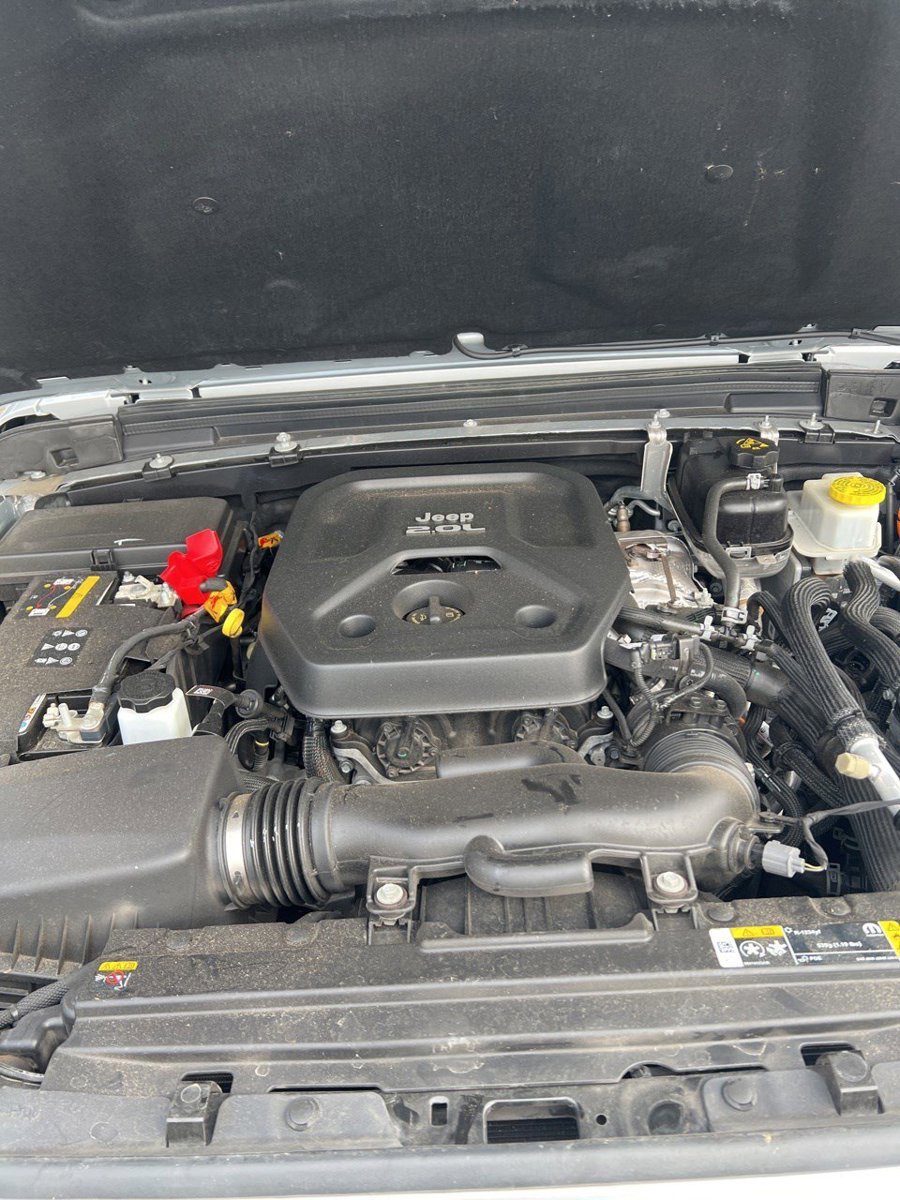 Used 2023 Jeep Wrangler Sahara image 3