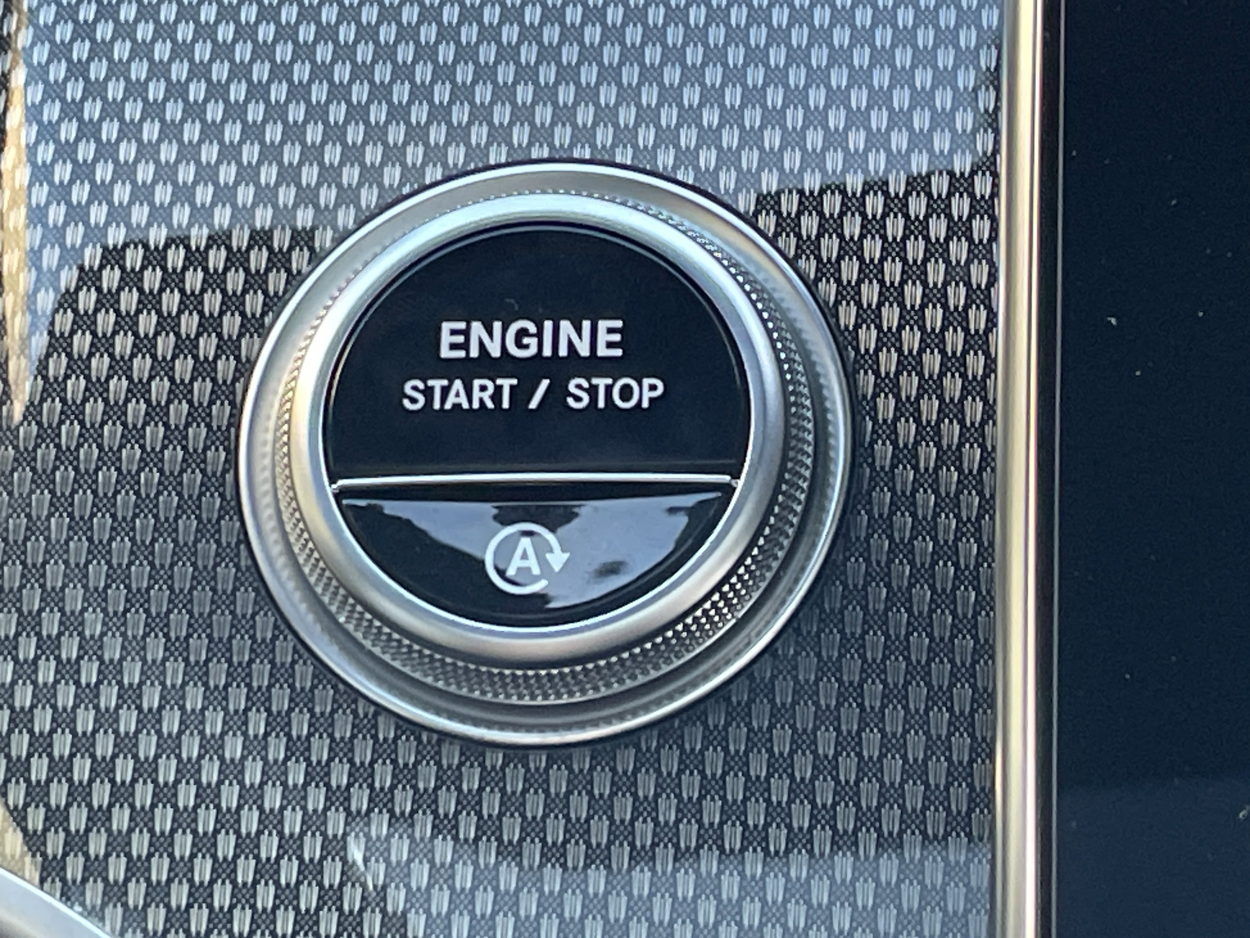 Certified 2025 Mercedes-Benz GLC 300 4MATIC image 30