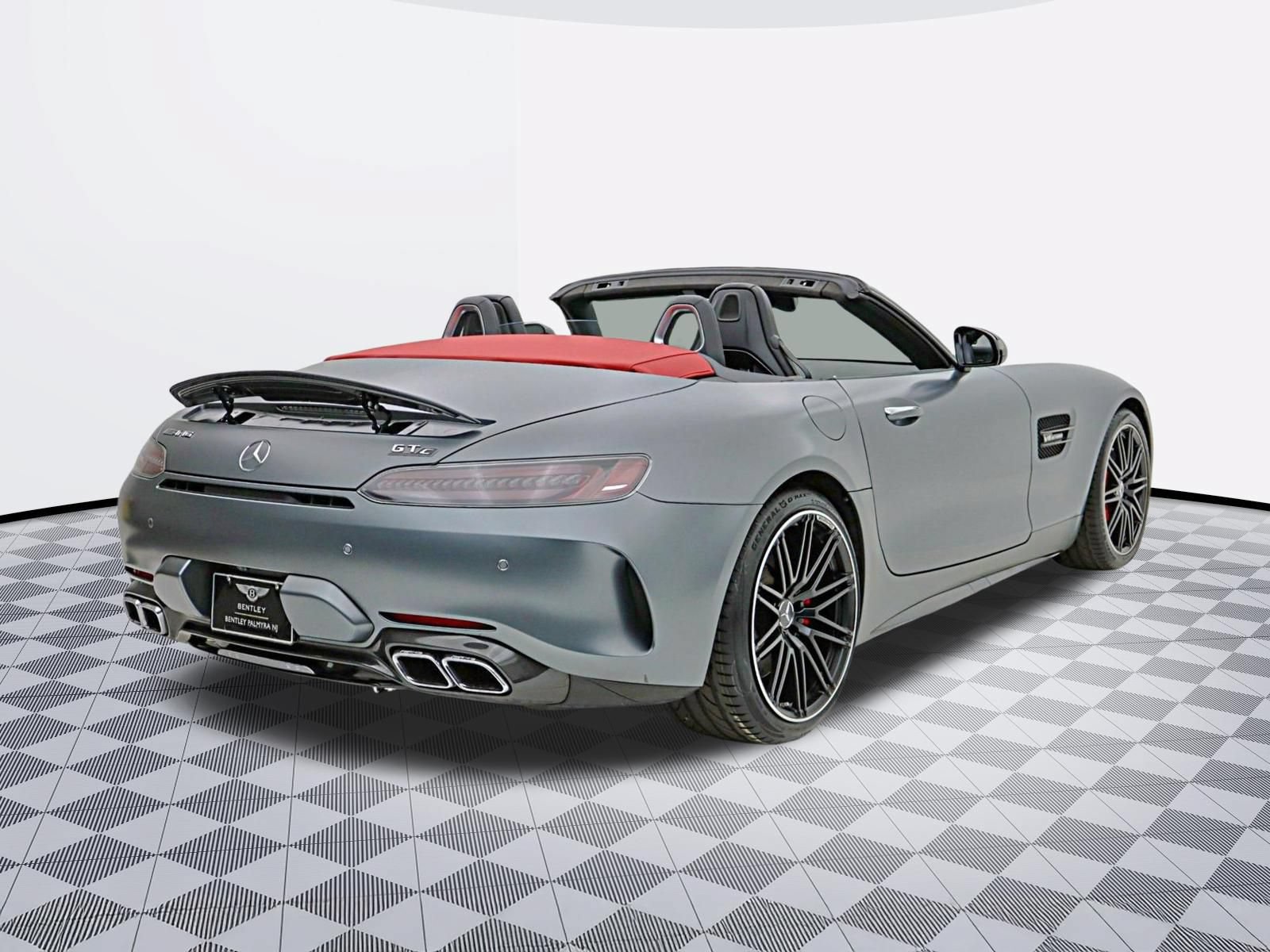 Used 2020 Mercedes-Benz AMG GT C image 11