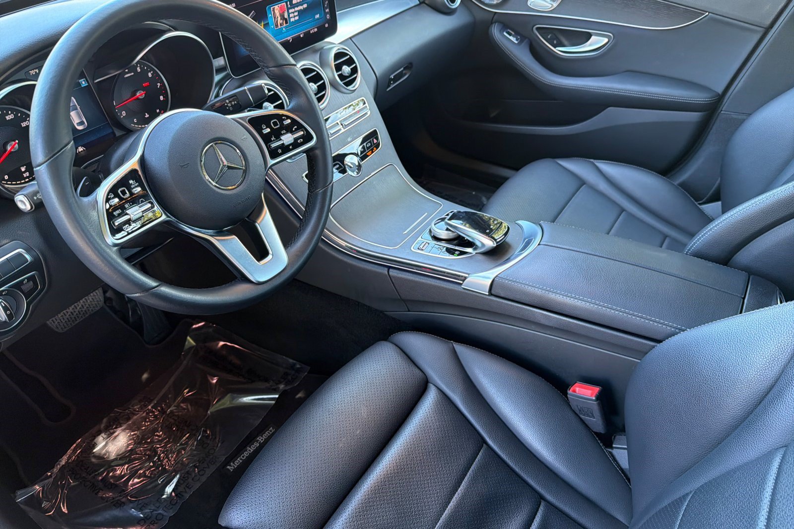 Used 2020 Mercedes-Benz C 300 Sedan image 11
