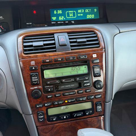 Used 2003 Toyota Avalon XLS image 12