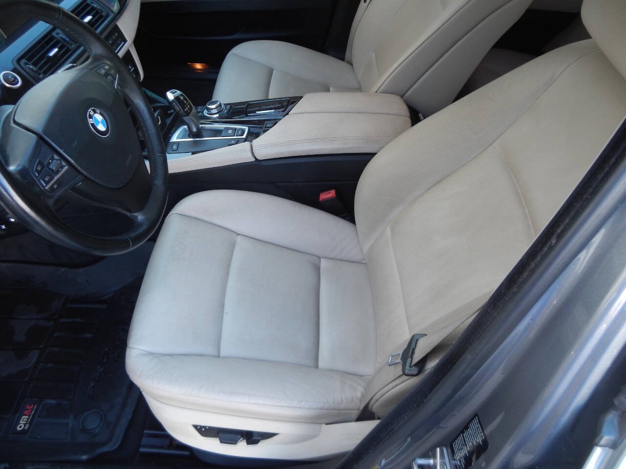 Used 2011 BMW 535i xDrive Sedan AWD/4WD image 26