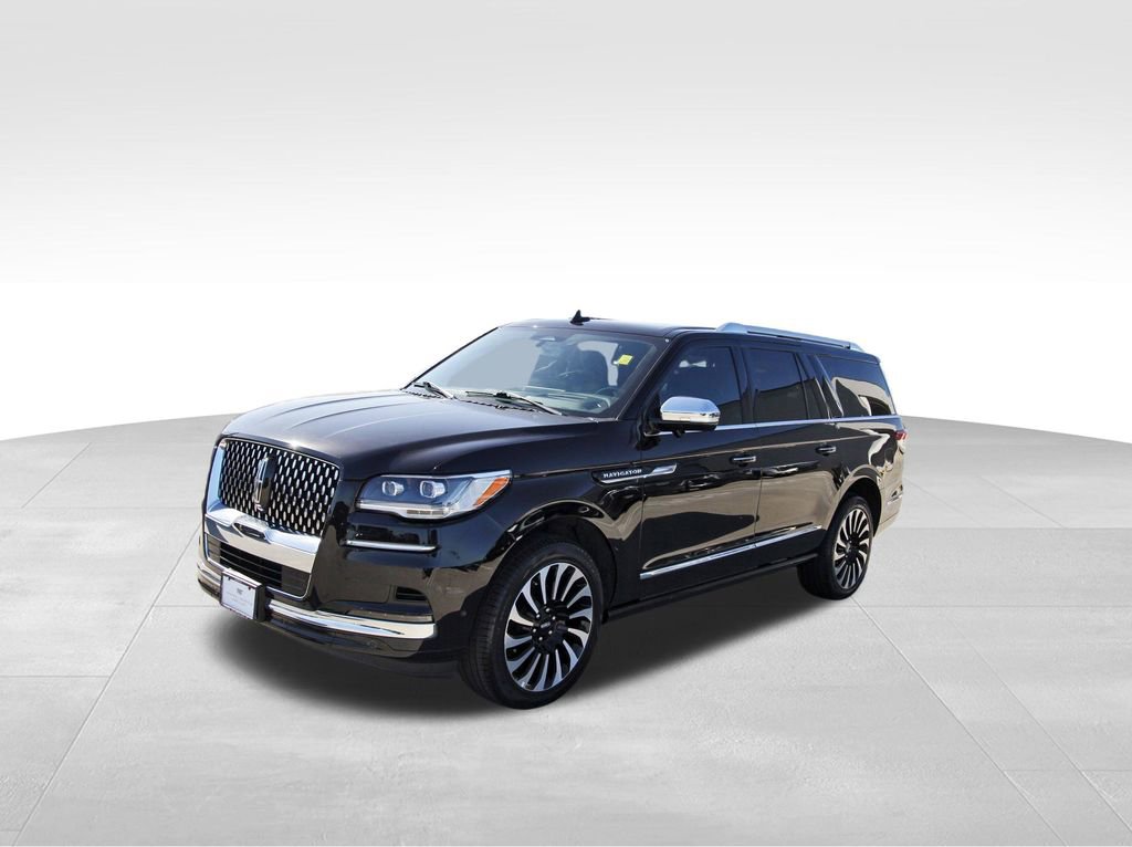 Used 2023 Lincoln Navigator L Black Label video 2
