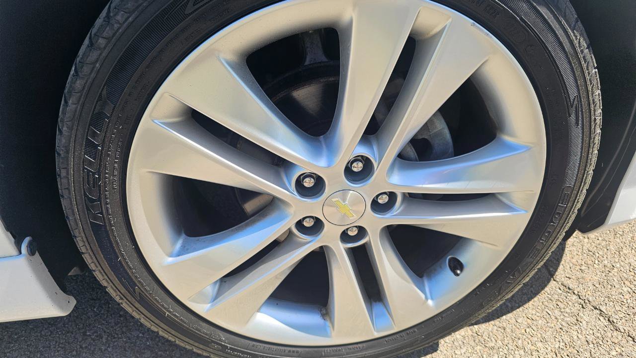 Used 2014 Chevrolet Cruze LTZ w/ RS Package FWD image 15