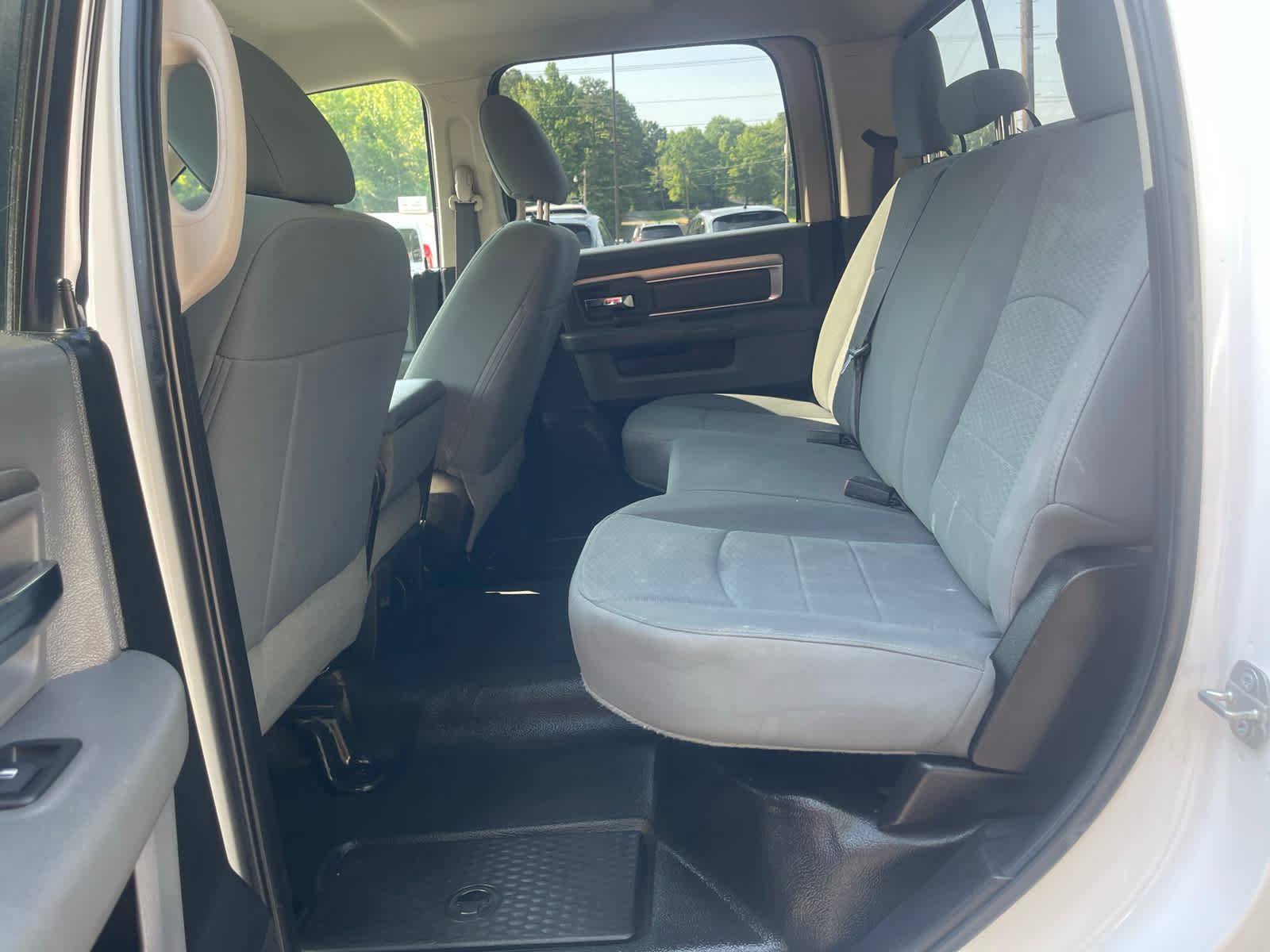 Used 2019 RAM 1500 Classic SLT w/ Protection Group AWD/4WD image 26