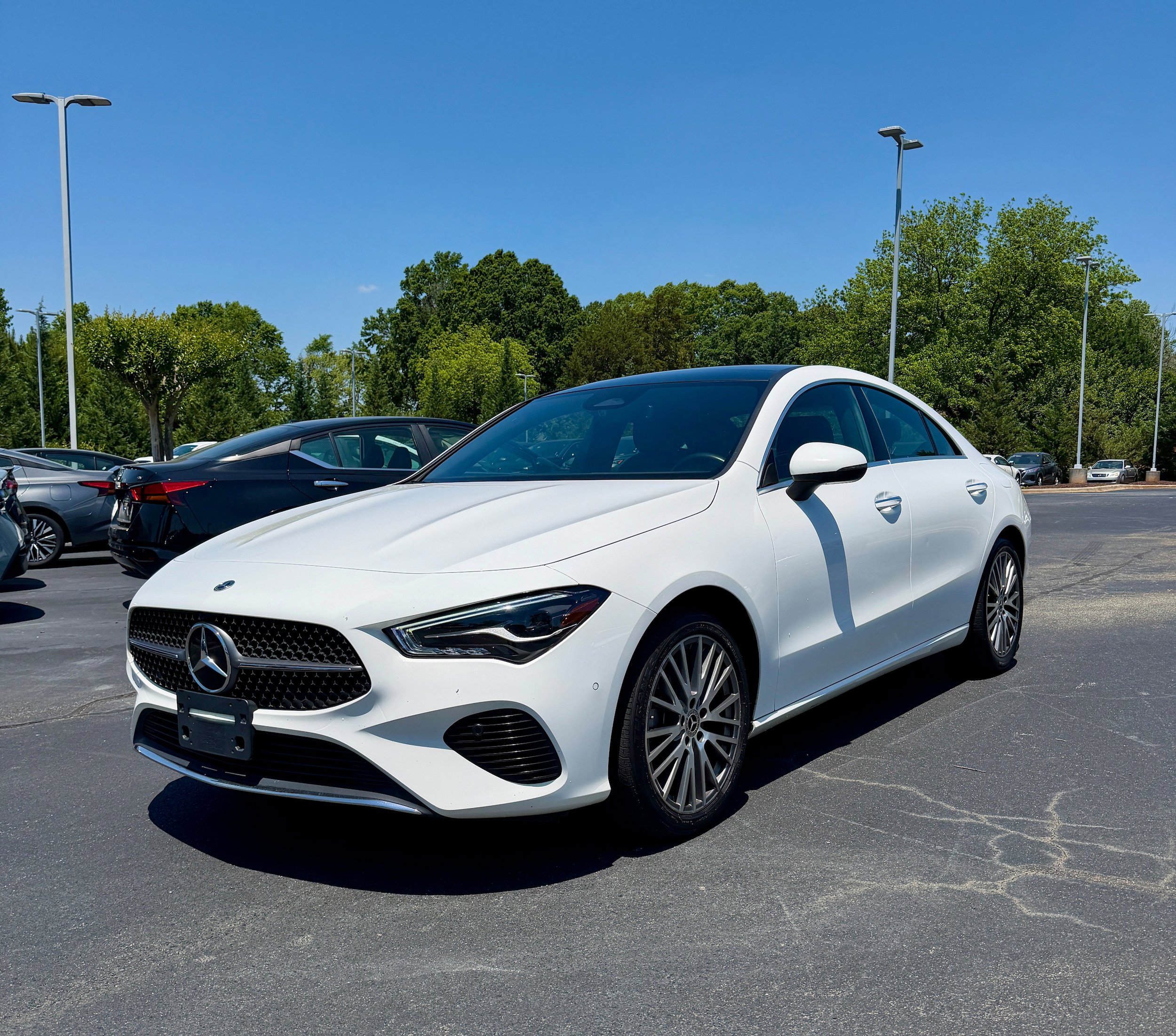 Used 2025 Mercedes-Benz CLA 250 image 1