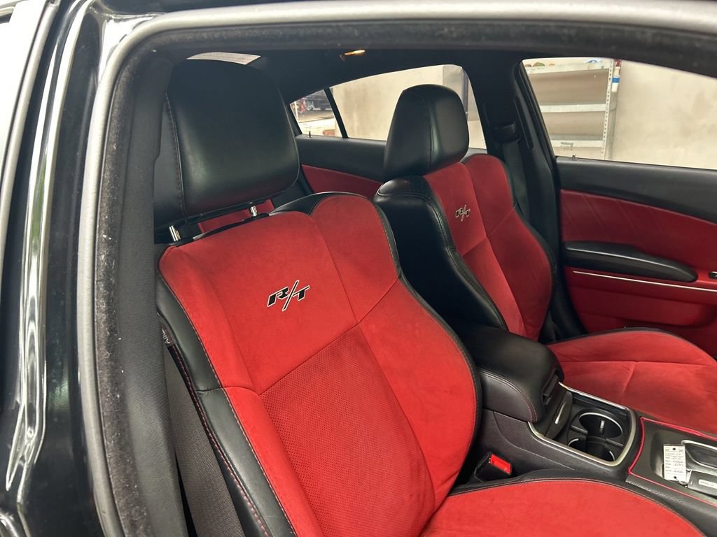 Used 2015 Dodge Charger R/T RWD image 21