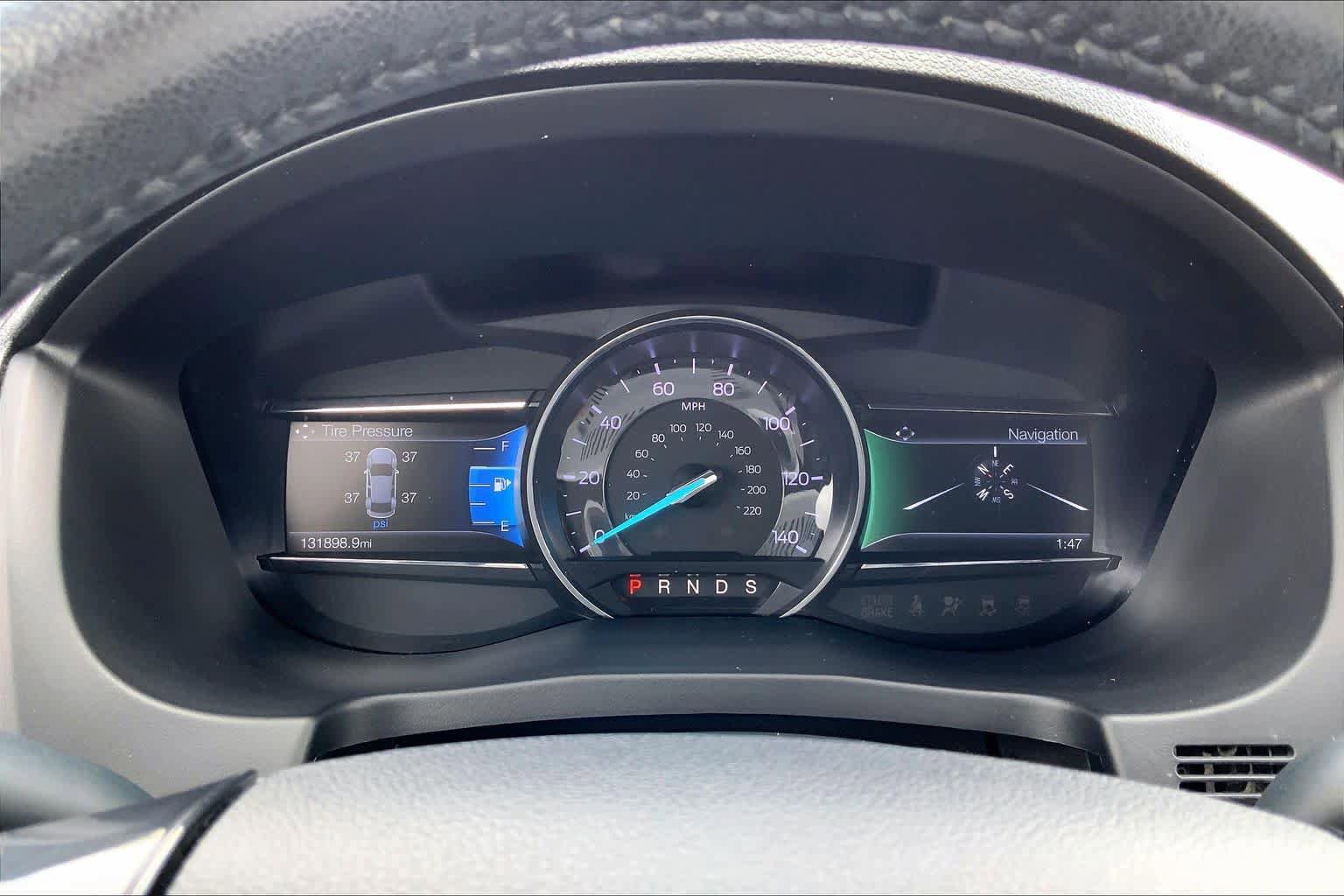 Used 2018 Ford Explorer XLT w/ Equipment Group 202A FWD image 25
