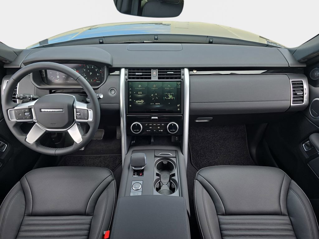 New 2026 Land Rover Discovery S AWD/4WD image 9