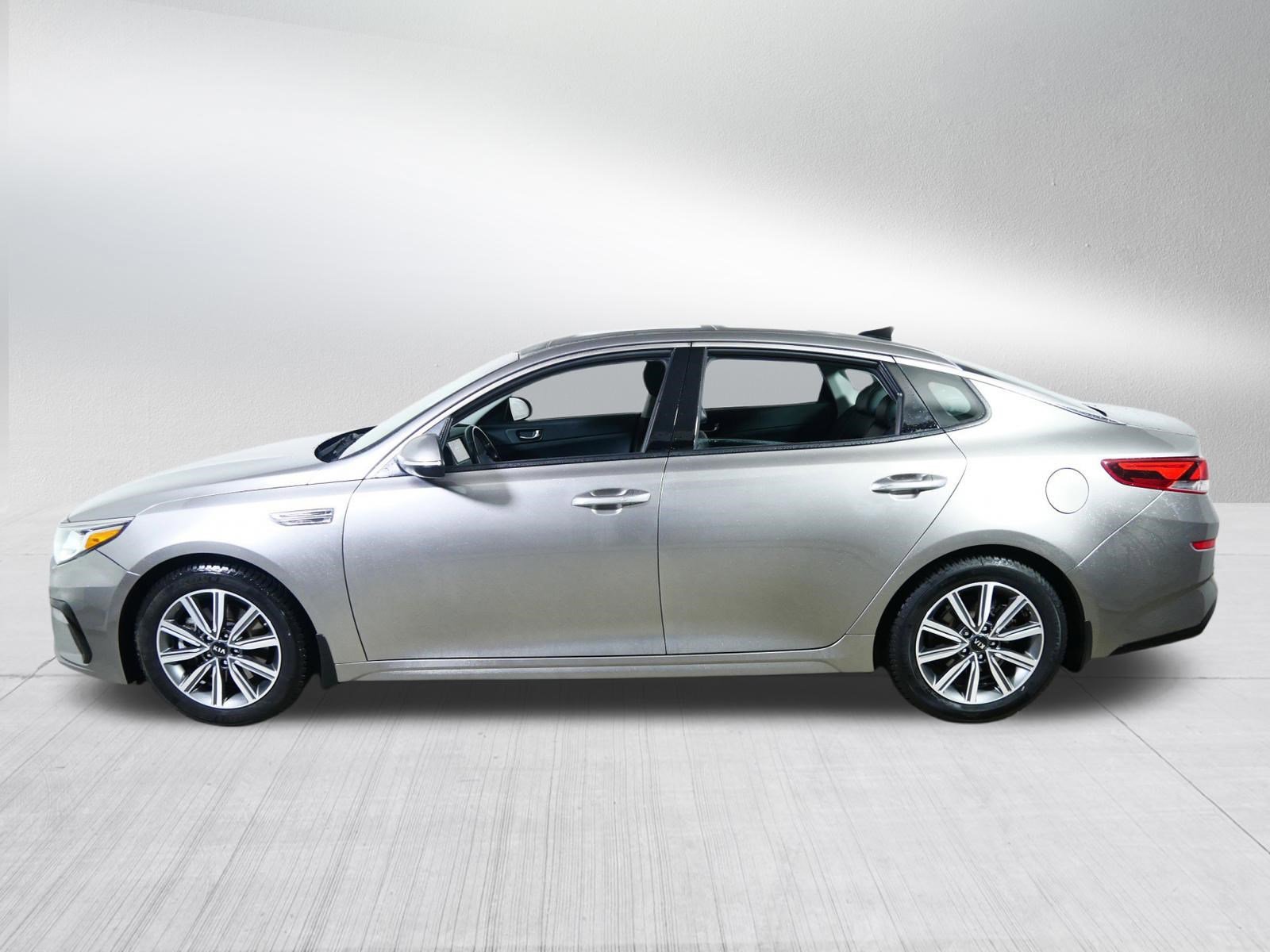 Used 2019 Kia Optima EX w/ EX Premium Package image 4