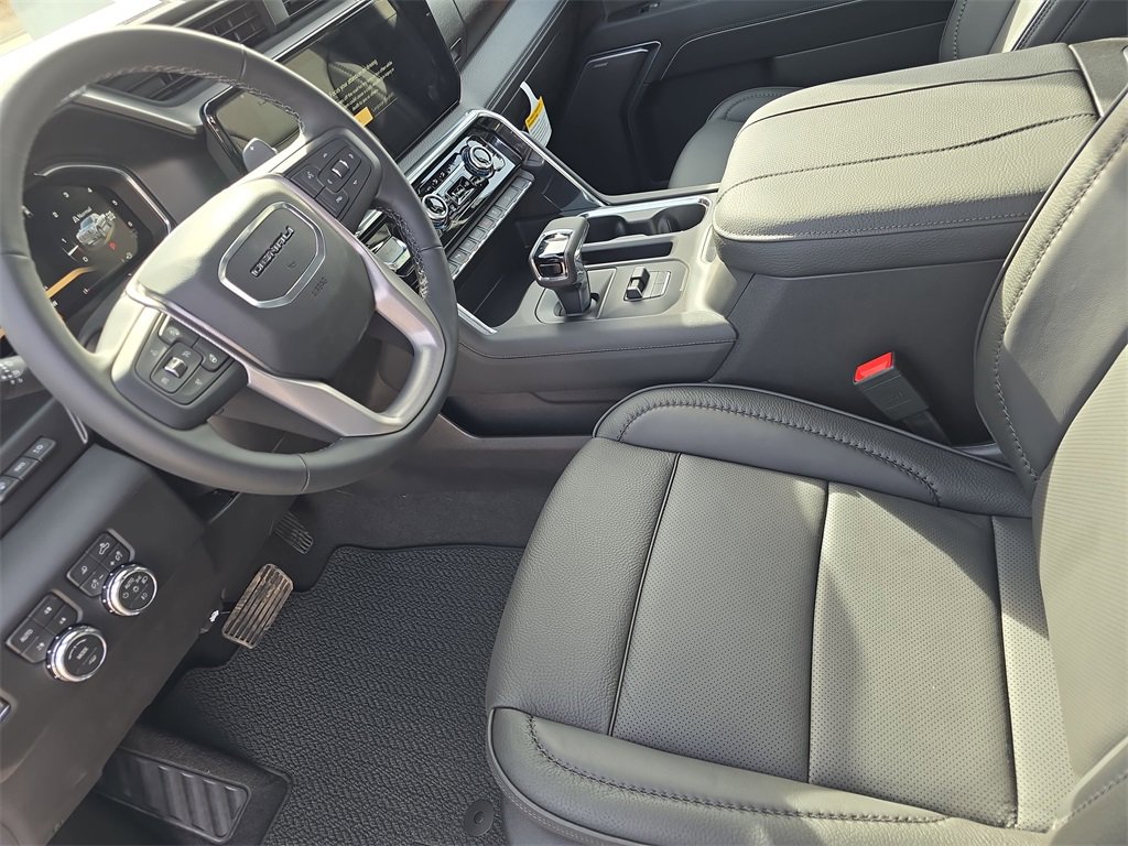 New 2026 GMC Sierra 1500 Denali w/ Denali Reserve Package image 16