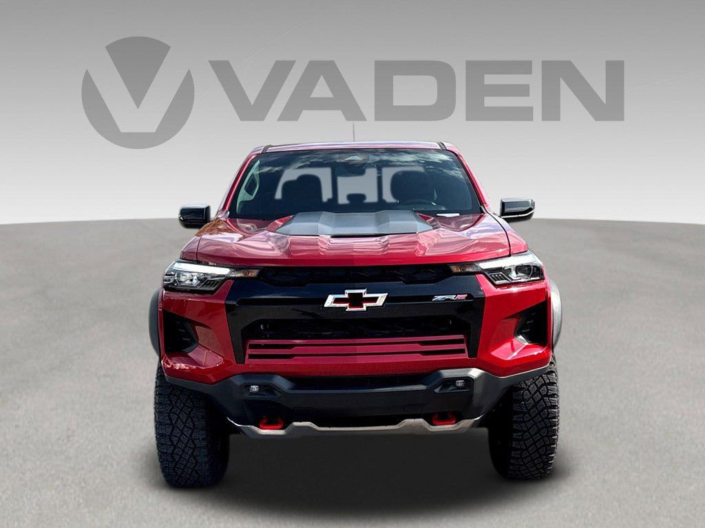 Certified 2024 Chevrolet Colorado ZR2 AWD/4WD image 2