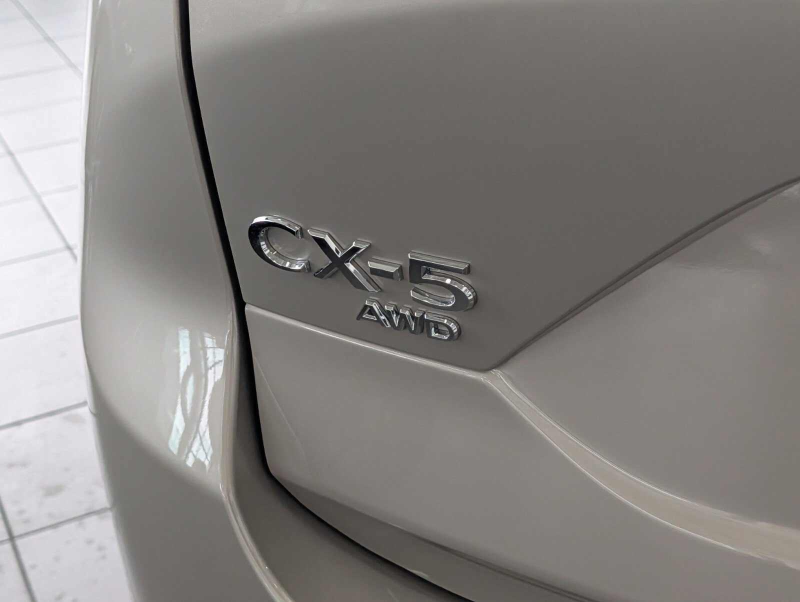 New 2025 MAZDA CX-5 AWD 2.5 S w/ Select Package image 4