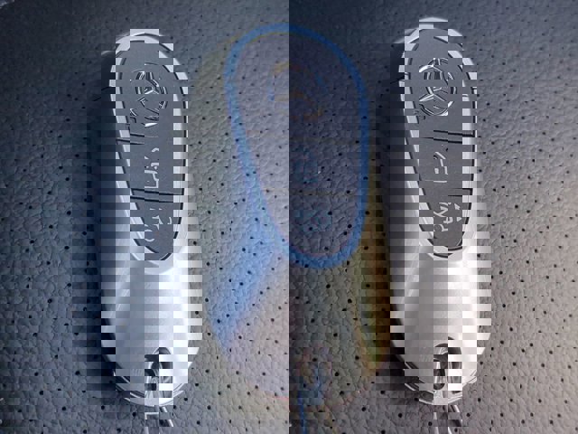 Used 2025 Mercedes-Benz C 300 C 300 image 28