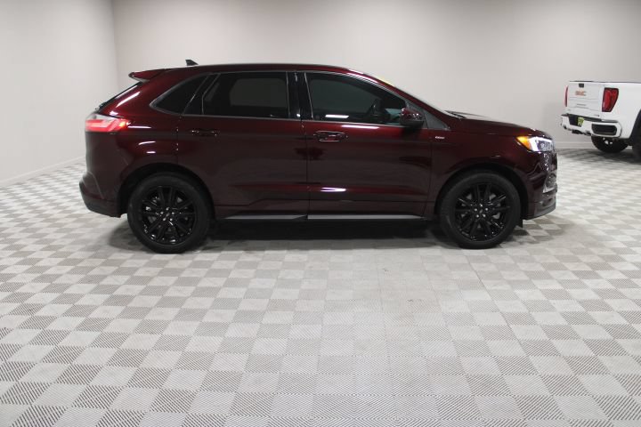 Used 2024 Ford Edge ST-Line AWD/4WD image 12