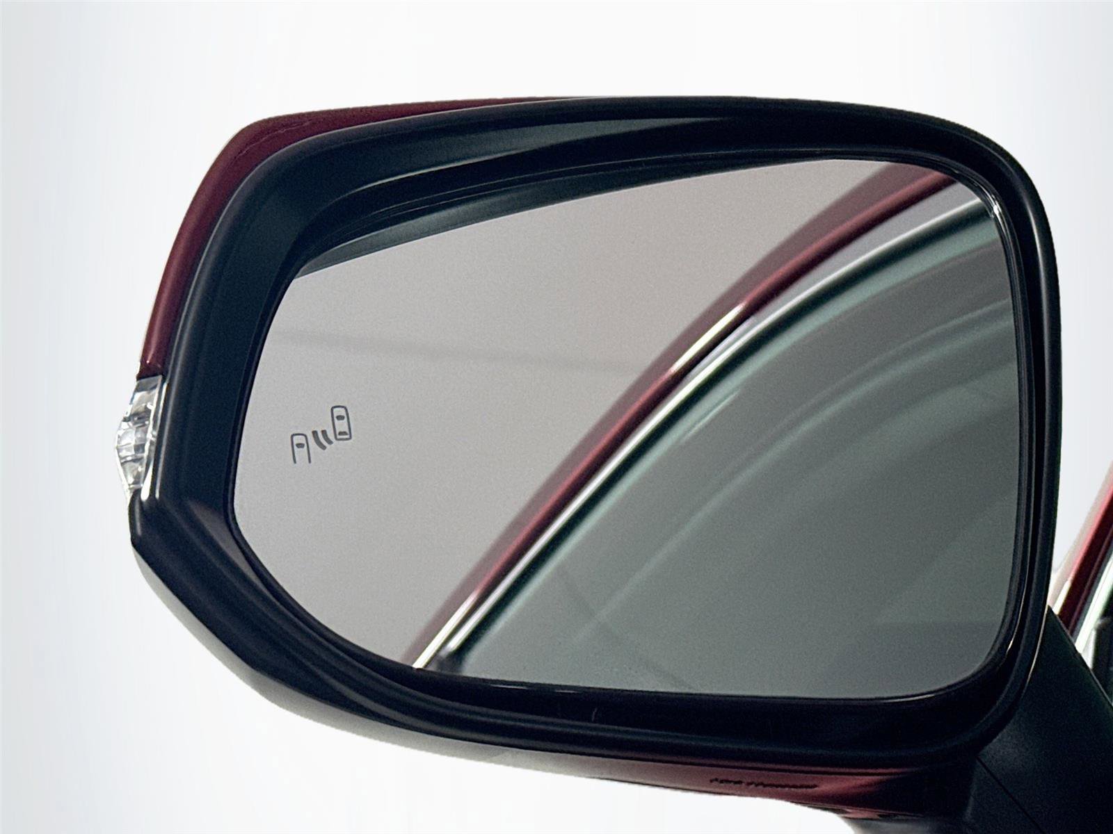 Used 2019 Toyota RAV4 Limited w/ Cold Weather Package image 5