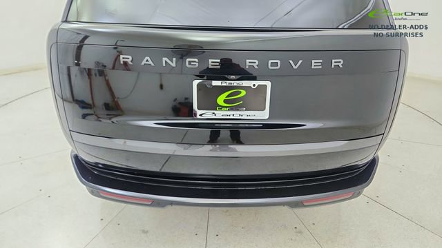 Used 2024 Land Rover Range Rover SE AWD/4WD image 11