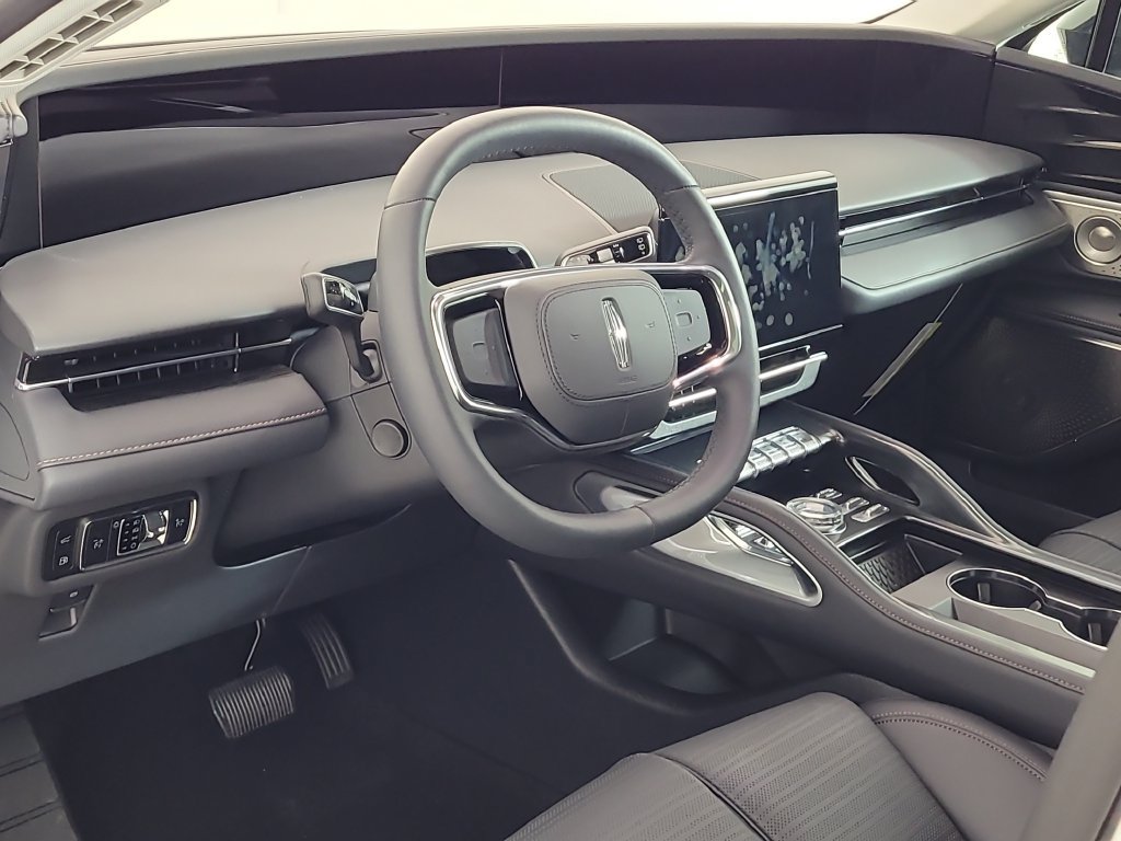 New 2026 Lincoln Nautilus Reserve AWD/4WD image 15