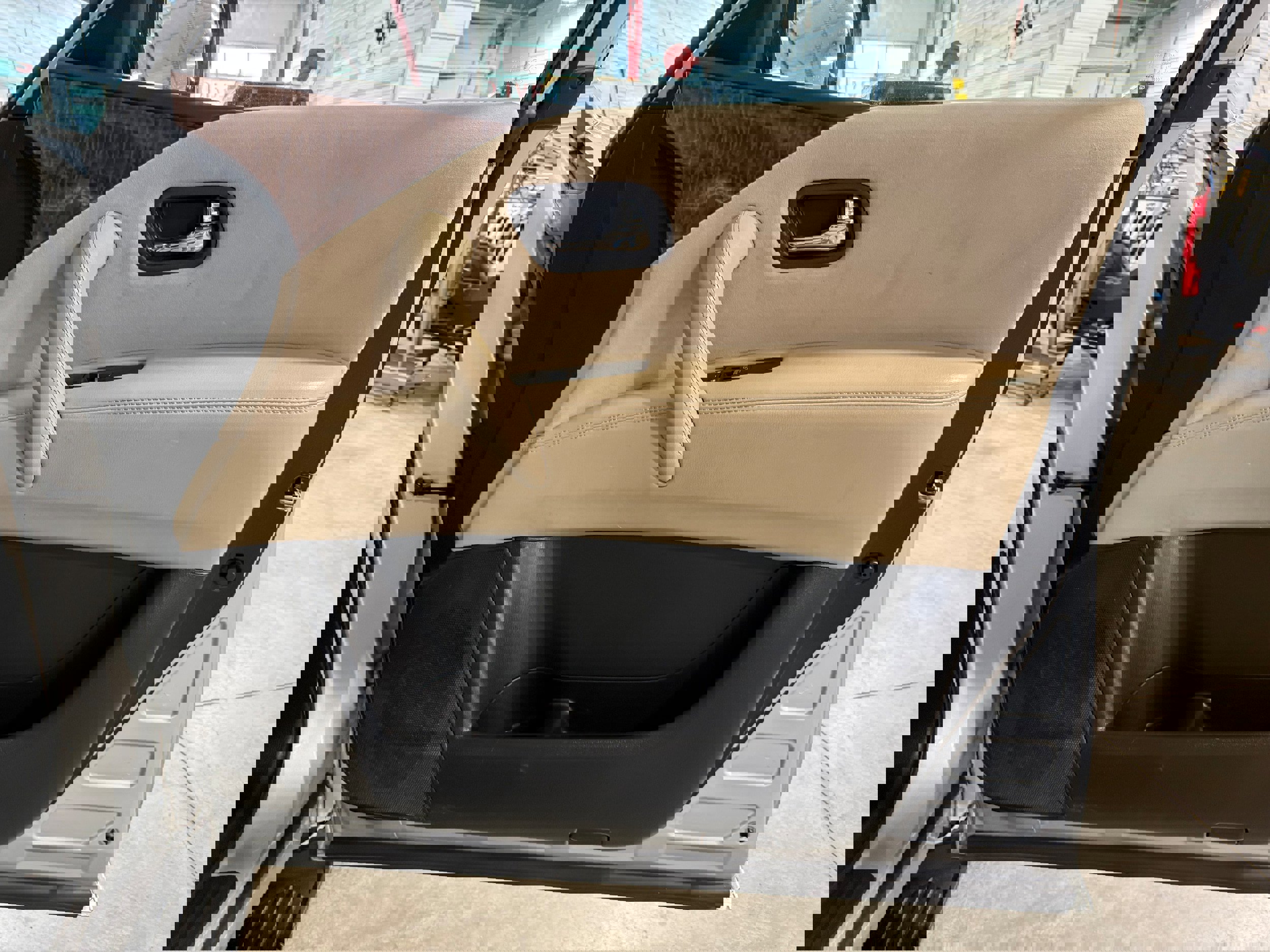 Used 2018 Nissan Armada SV w/ Driver Package image 8