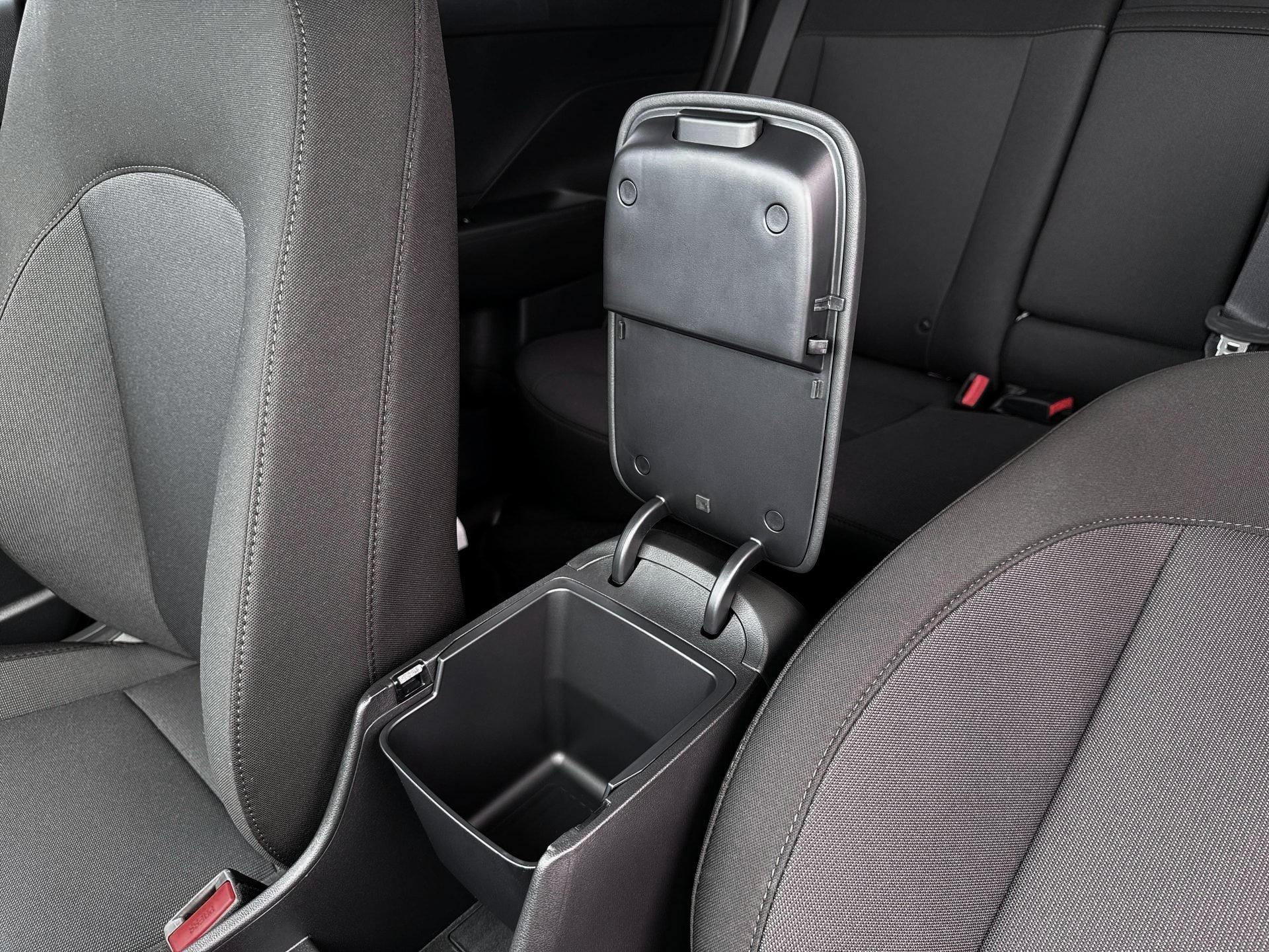New 2026 Hyundai Kona SEL Sport AWD/4WD image 35