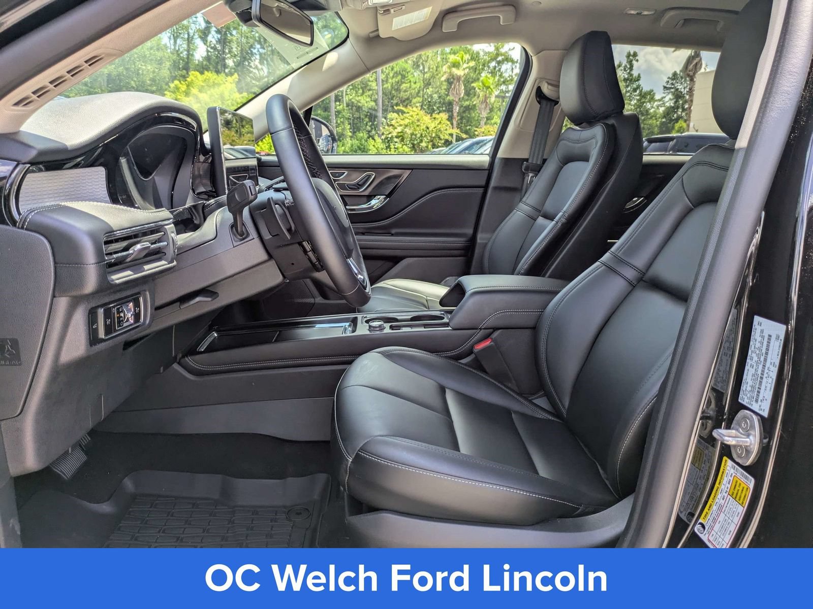 Certified 2026 Lincoln Corsair Premiere FWD image 12