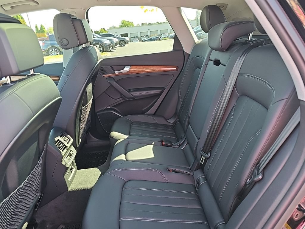 Certified 2023 Audi Q5 2.0T Premium Plus w/ Premium Plus Package AWD/4WD image 12