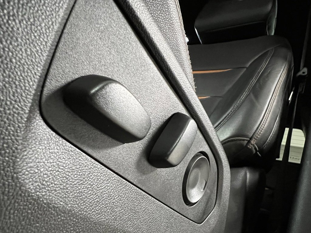 Used 2024 GMC Sierra 1500 AT4 image 27