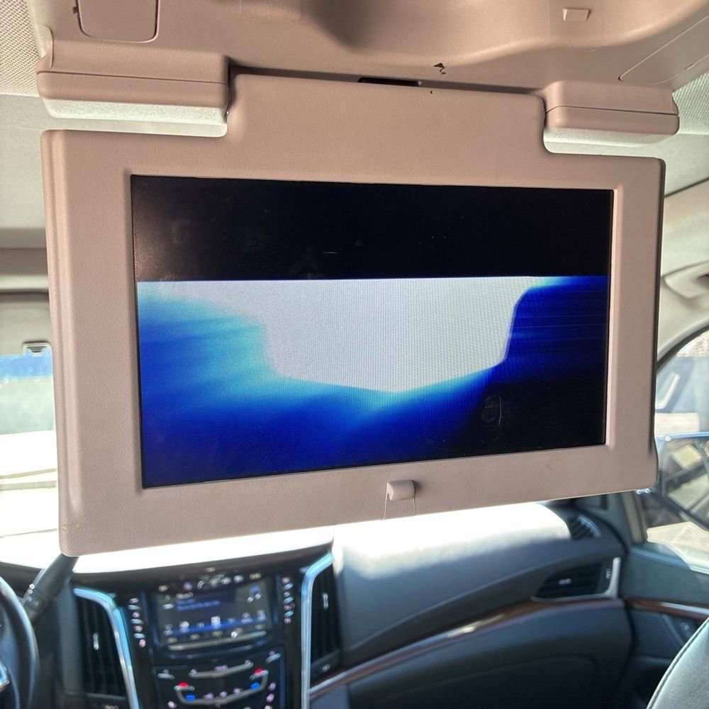 Used 2019 Cadillac Escalade ESV Premium Luxury image 13