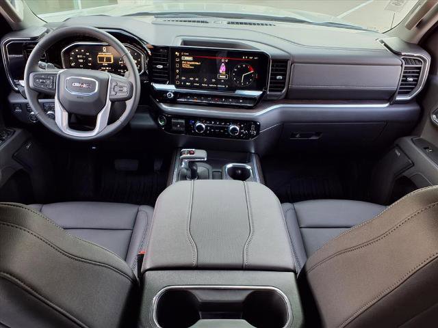 New 2026 GMC Sierra 1500 SLT image 4