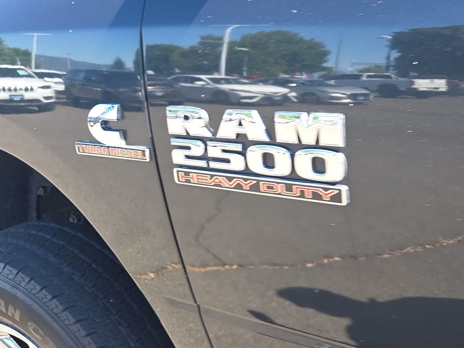Used 2018 RAM 2500 ST AWD/4WD image 15