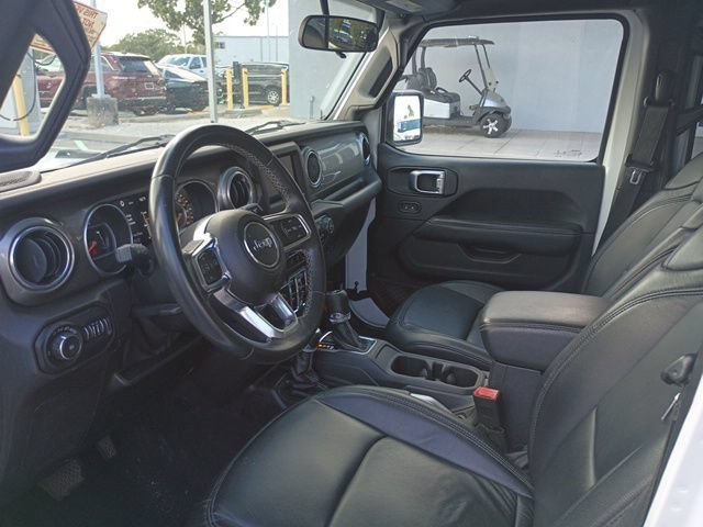 Certified 2018 Jeep Wrangler Unlimited Sahara AWD/4WD image 9