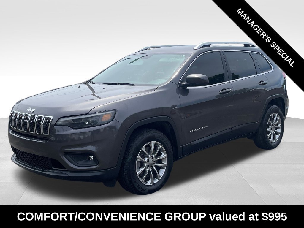 Used 2019 Jeep Cherokee Latitude Plus w/ Comfort/Convenience Group AWD/4WD image 3