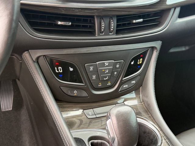 Used 2020 Buick Envision Essence w/ Experience Buick Package FWD image 20
