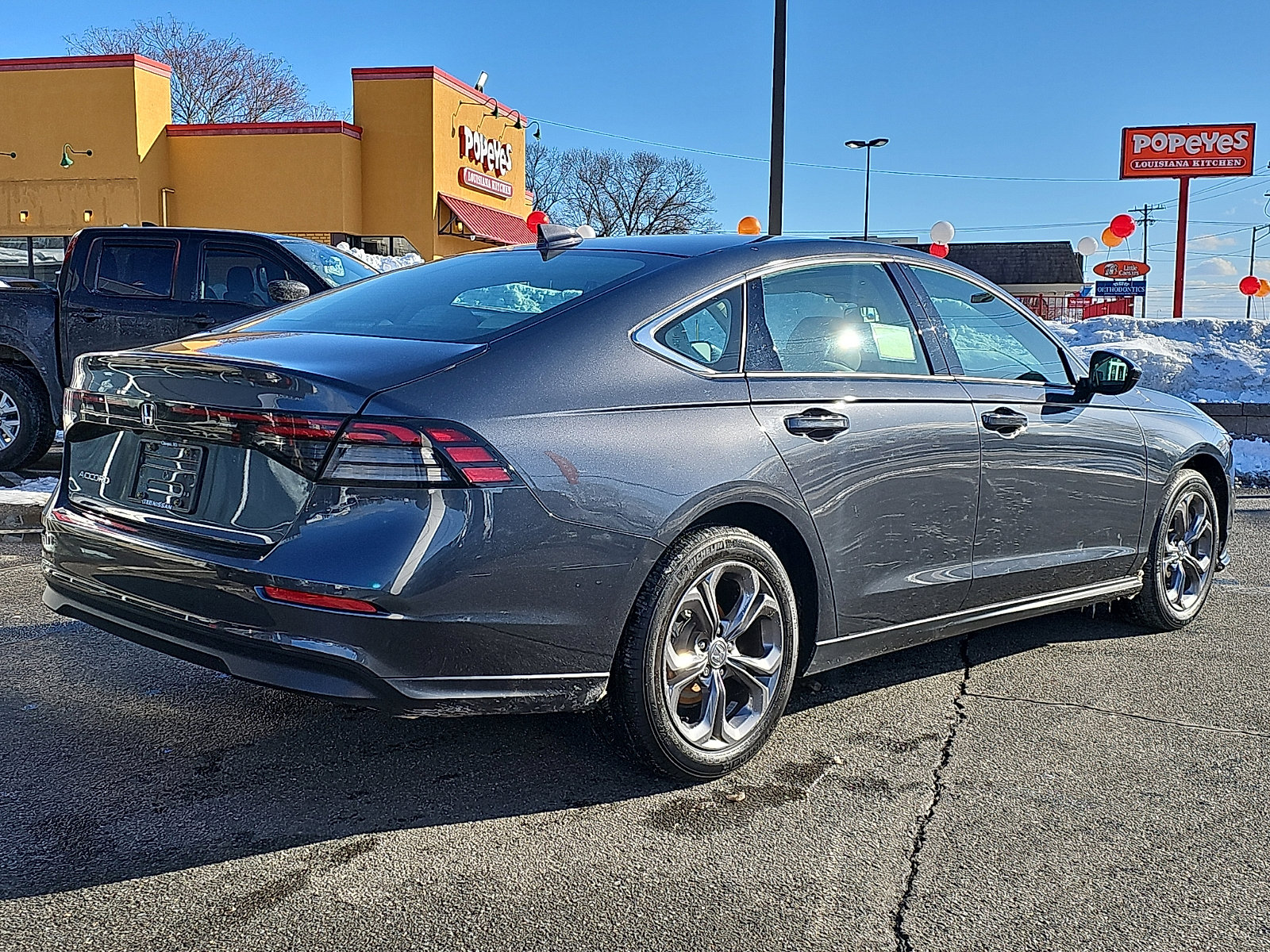 Used 2023 Honda Accord EX image 6