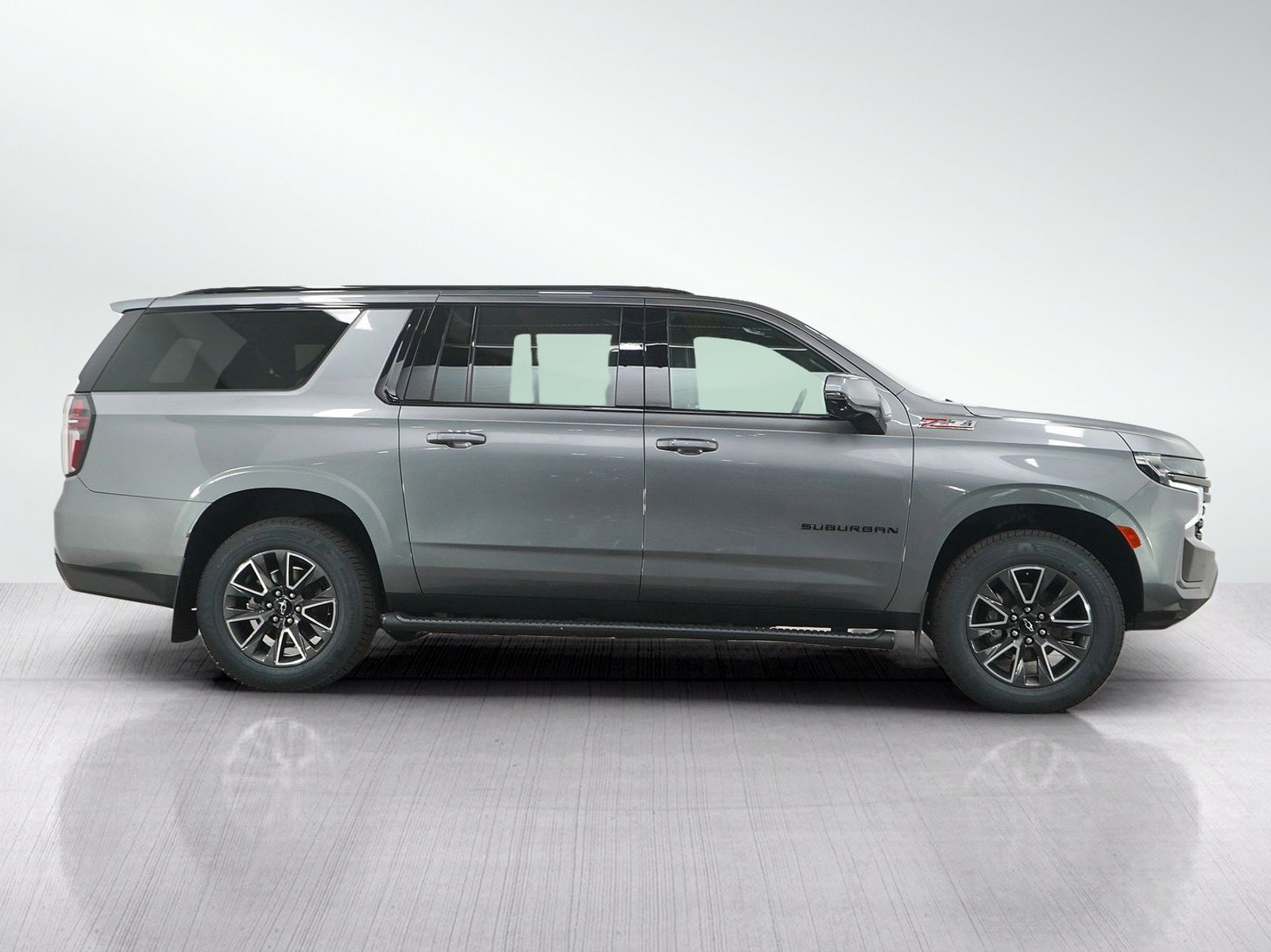 Used 2021 Chevrolet Suburban Z71 w/ Z71 Off-Road Package AWD/4WD image 6