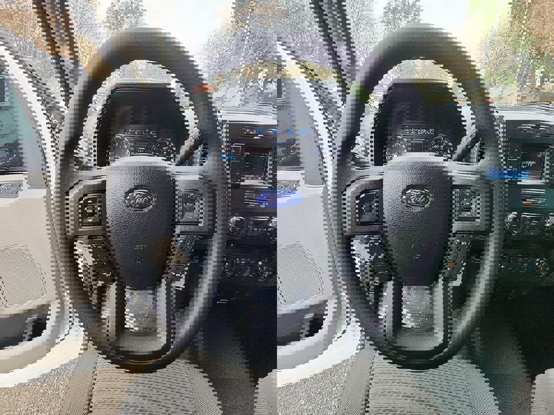 Used 2017 Ford F250 XLT w/ Camper Package image 11