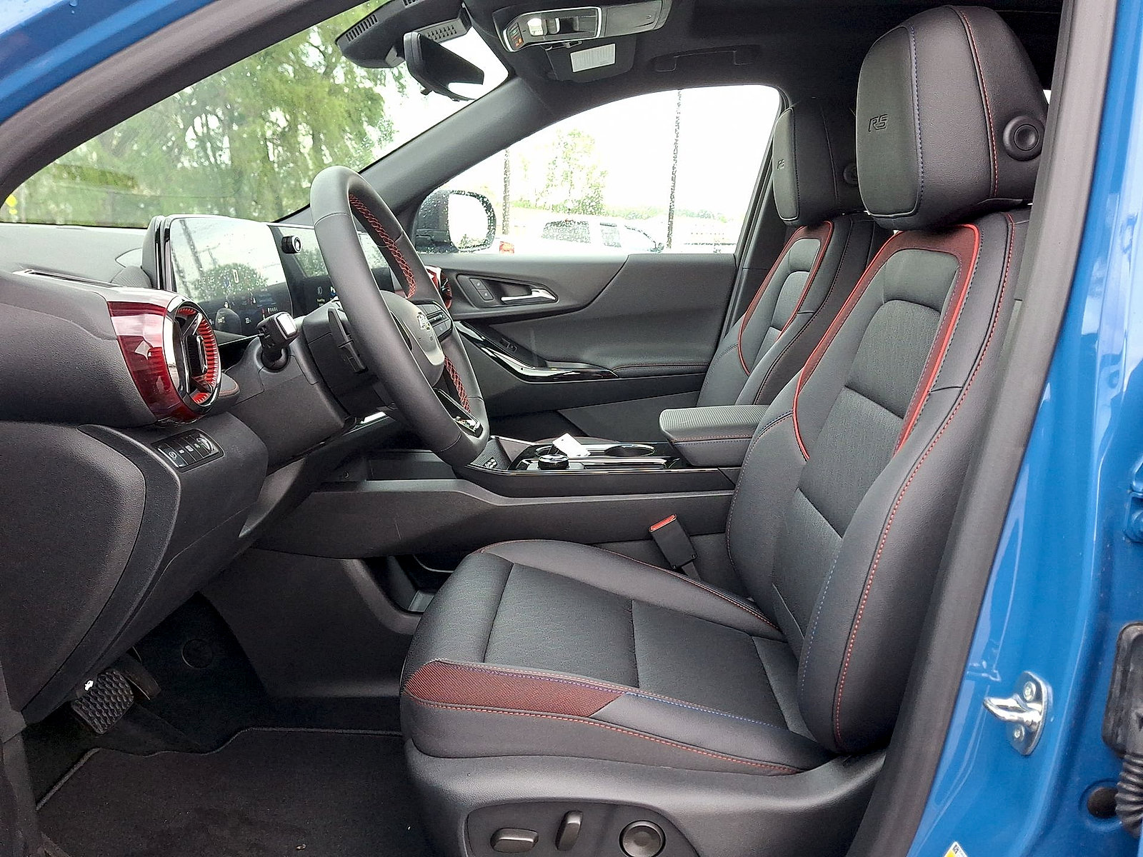 New 2026 Chevrolet Equinox RS w/ Safety and Technology Package AWD/4WD image 14