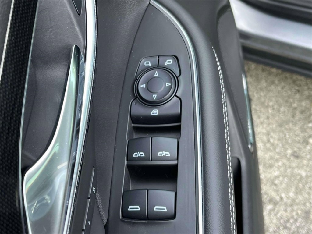 Used 2021 Buick Envision Essence w/ Technology Package I image 25