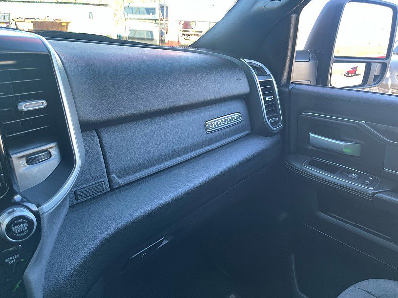 Used 2024 RAM 2500 Big Horn w/ Night Edition AWD/4WD image 33