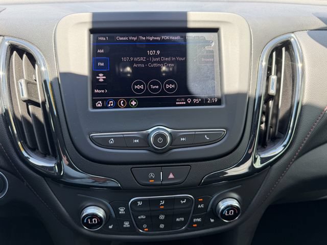 Used 2022 Chevrolet Equinox RS FWD image 22