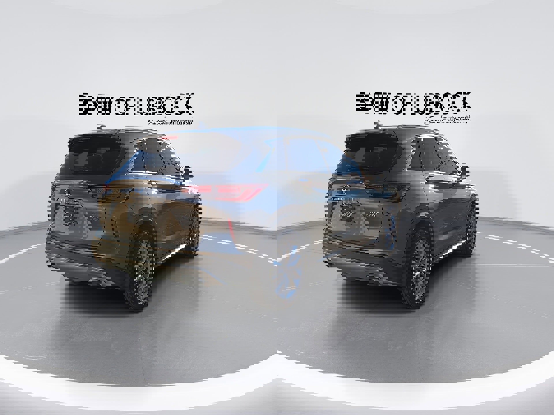 Used 2022 INFINITI QX50 Essential image 8