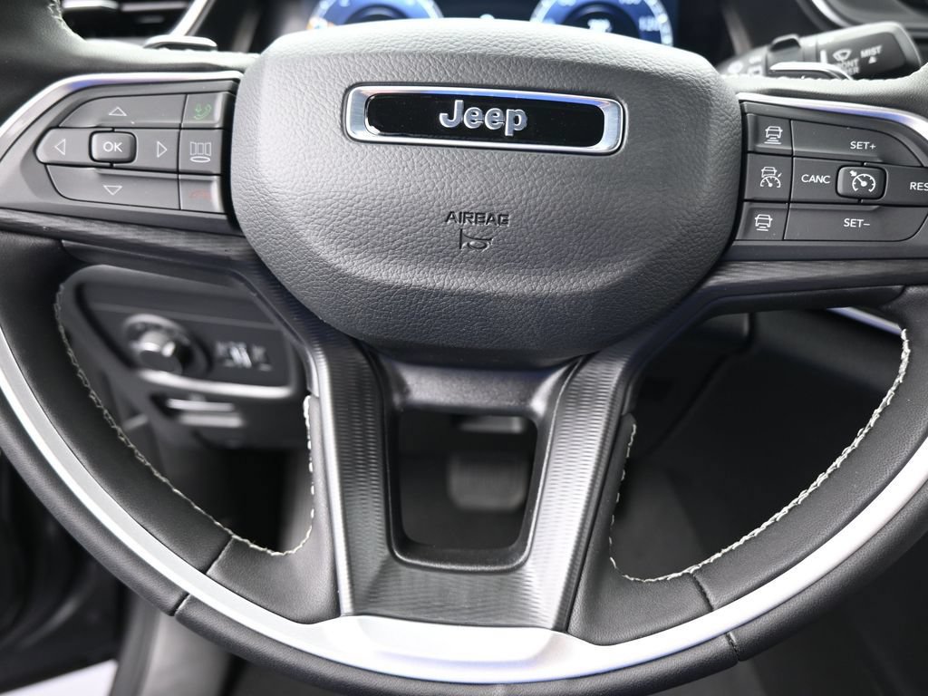 New 2026 Jeep Grand Cherokee Laredo X AWD/4WD image 26