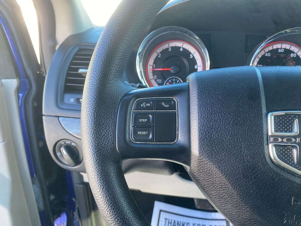 Used 2018 Dodge Grand Caravan SE w/ UConnect Hands-Free Group image 16