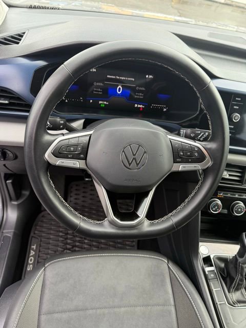 Used 2023 Volkswagen Taos SE image 18