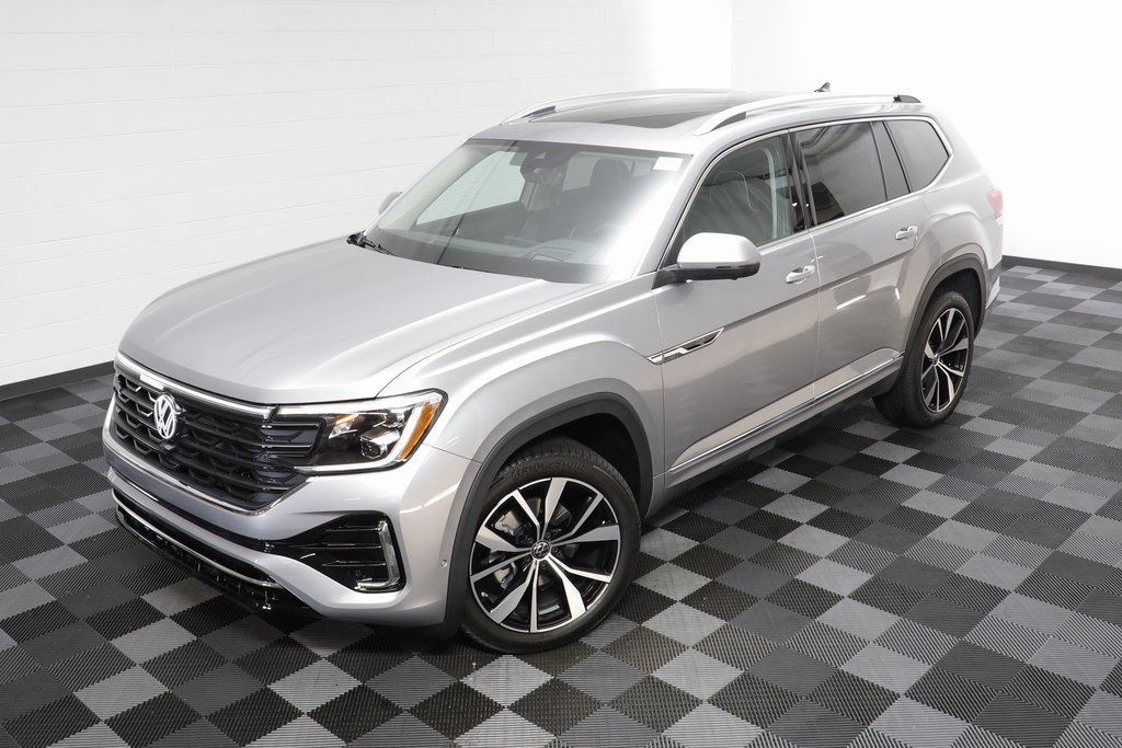 New 2026 Volkswagen Atlas SEL Premium R-Line image 2
