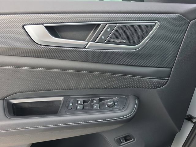 Used 2025 Volkswagen Atlas Cross Sport SEL Premium R-Line image 10