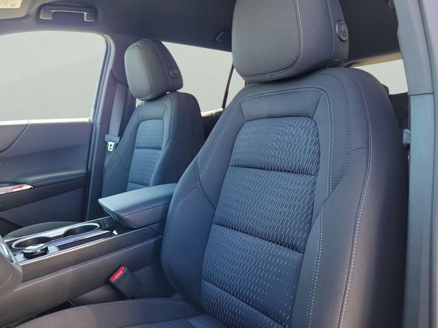 New 2026 Chevrolet Equinox LT w/ Safety and Technology Package image 17