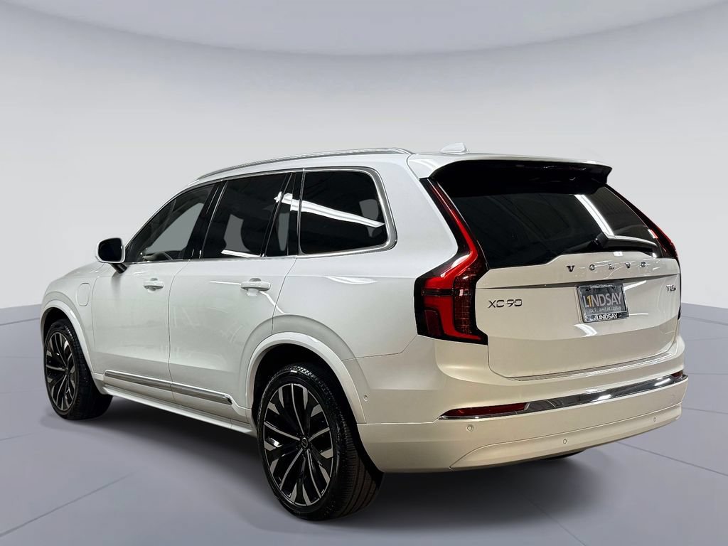 Certified 2025 Volvo XC90 T8 Plus w/ Protection Package Premier AWD/4WD image 12