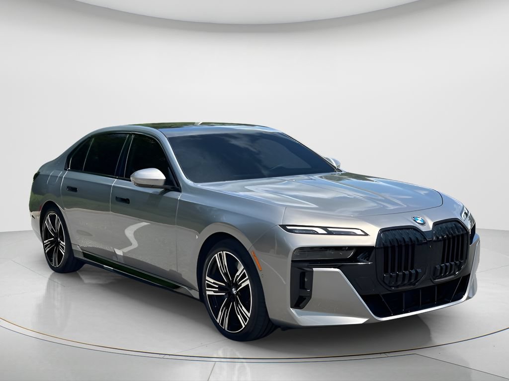 Certified 2023 BMW 740i RWD image 3