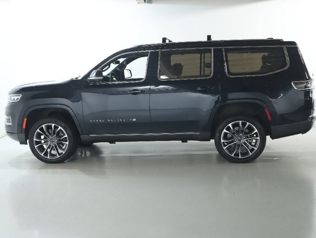 Used 2022 Jeep Grand Wagoneer Series III AWD/4WD image 43